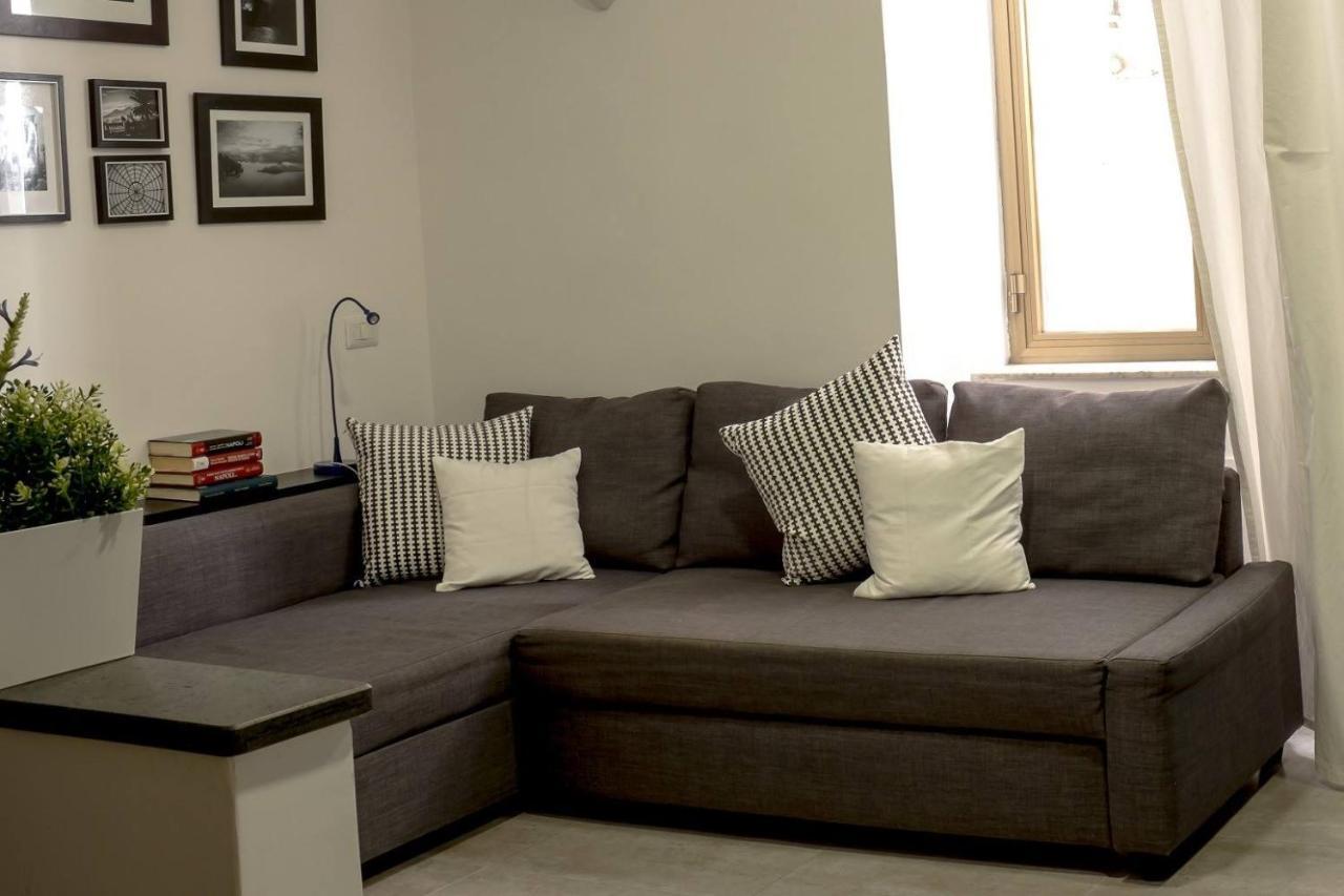 Donna Chiara Holiday House - Toledo نابولي المظهر الخارجي الصورة