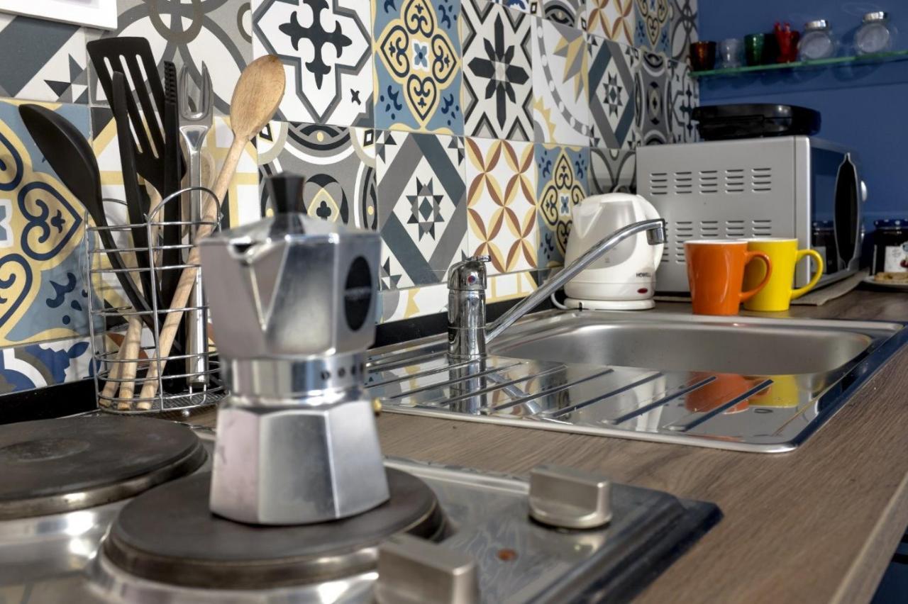 Donna Chiara Holiday House - Toledo نابولي المظهر الخارجي الصورة
