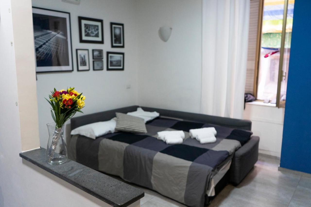 Donna Chiara Holiday House - Toledo نابولي المظهر الخارجي الصورة