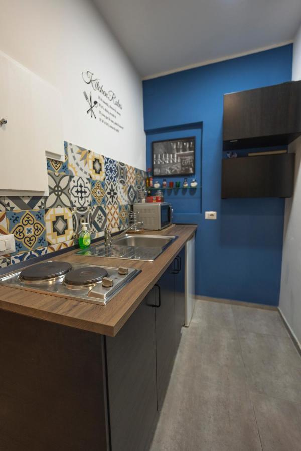 Donna Chiara Holiday House - Toledo نابولي المظهر الخارجي الصورة